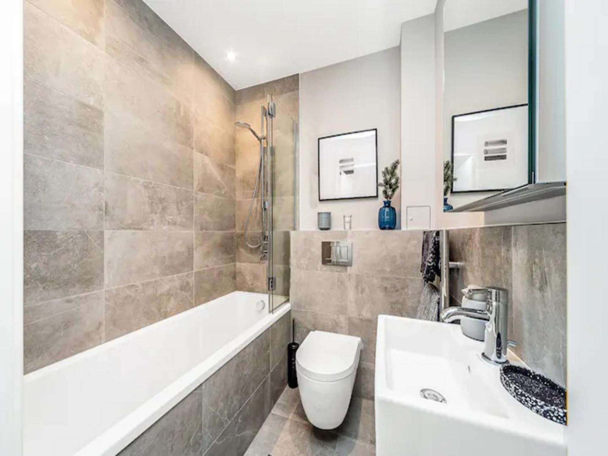 런던 Pass The Keys Penthouse Oasis In Trendy Fulham 아파트 외부 사진